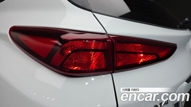 Hyundai Kona 2022 — photo 9