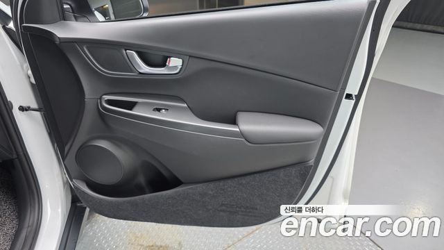 Hyundai Kona 2022 — photo 15