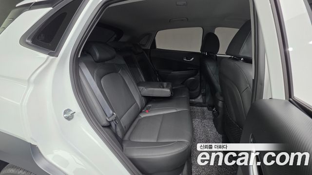 Hyundai Kona 2022 — photo 35