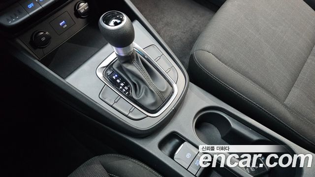 Hyundai Kona 2021 — photo 9
