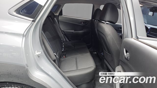 Hyundai Kona 2021 — photo 11