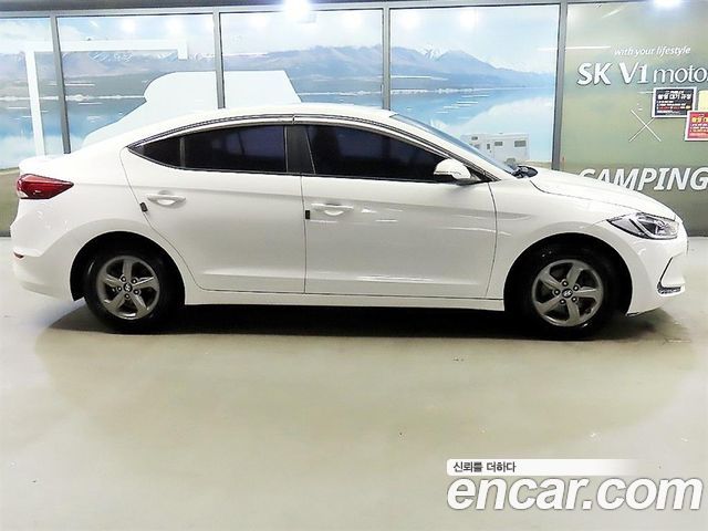 Hyundai AVANTE 2016 — photo 3
