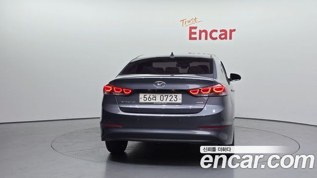 Hyundai AVANTE 2016 — photo 4