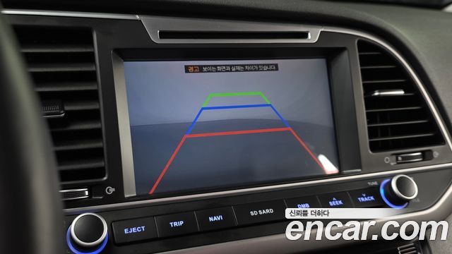Hyundai AVANTE 2016 — photo 15