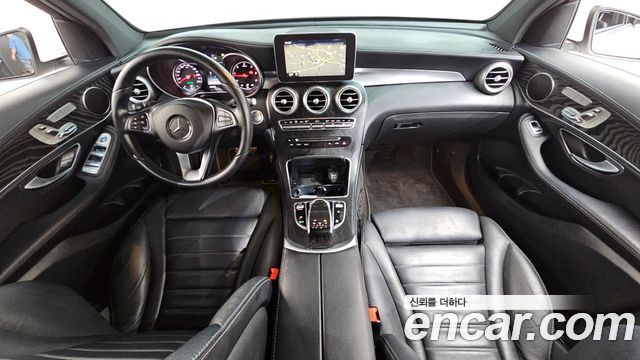 Mercedes-Benz GLC-Class 2016 — photo 7