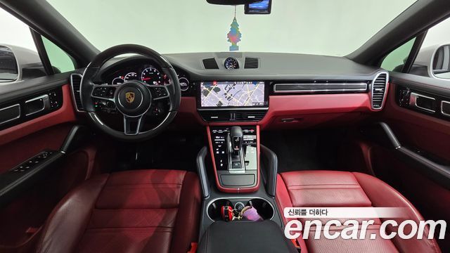 Porsche Cayenne 2021 — photo 7