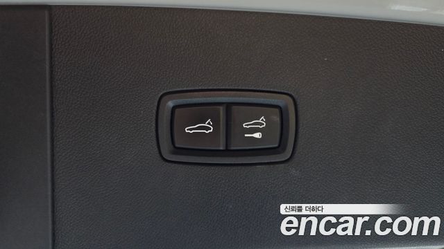 Porsche Cayenne 2021 — photo 18