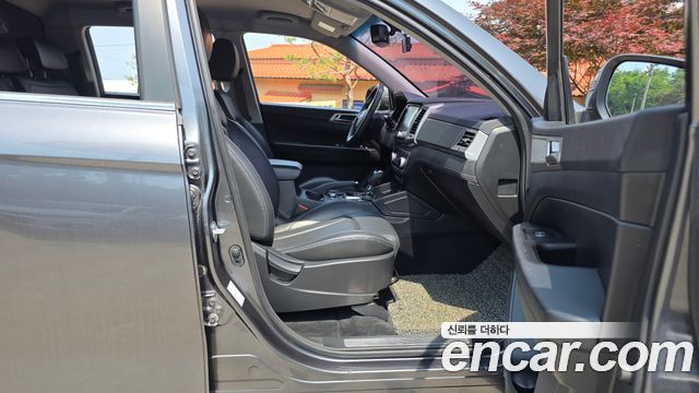KG Mobility Rexton 2018 — photo 11