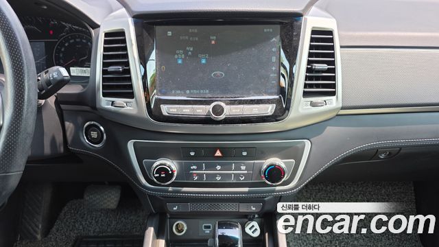 KG Mobility Rexton 2018 — photo 14