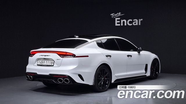 Kia Stinger 2018 — photo 2