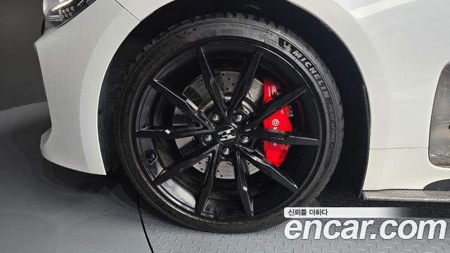 Kia Stinger 2018 — photo 5