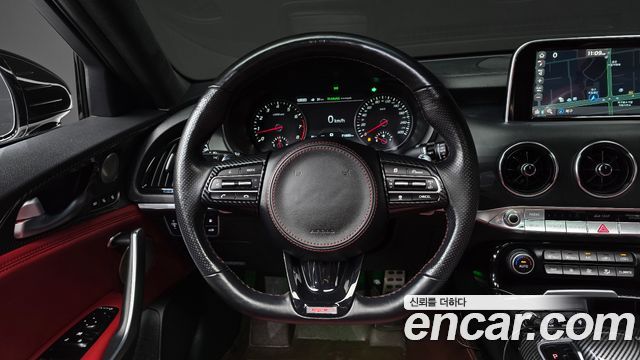 Kia Stinger 2018 — photo 18