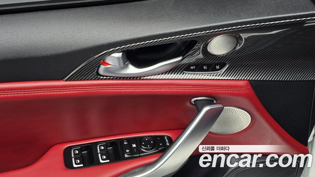 Kia Stinger 2018 — photo 25