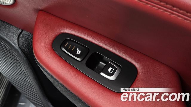 Kia Stinger 2018 — photo 28