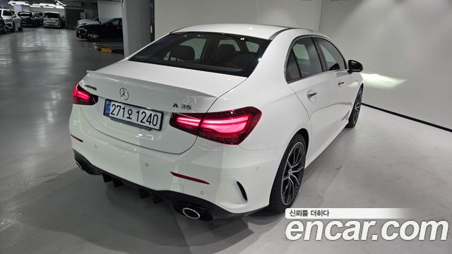 Mercedes-Benz A-Class 2025 — photo 4