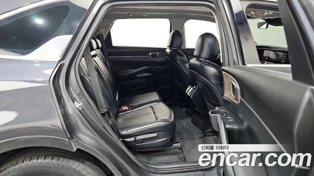 Kia Sorento 2021 — photo 17