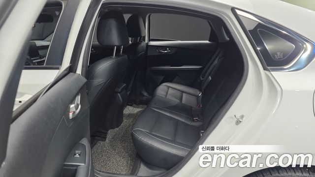 Kia K3 2019 — photo 11