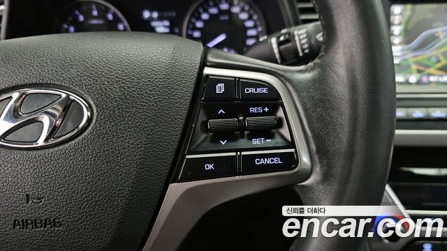 Hyundai AVANTE 2016 — photo 15