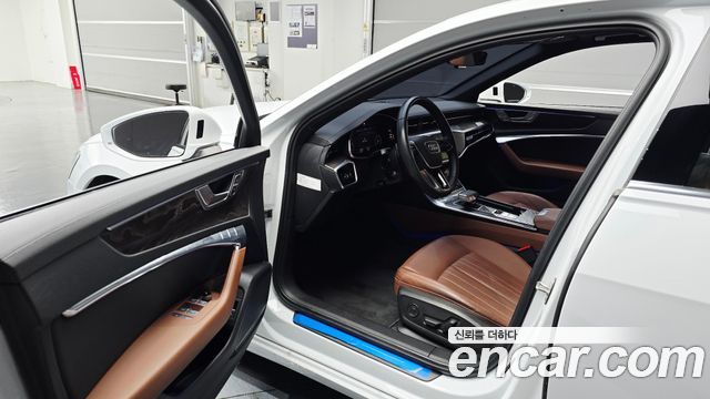 Audi A6 2020 — photo 13