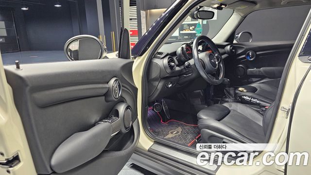 Mini Cooper 2015 — photo 10