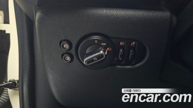 Mini Cooper 2015 — photo 17