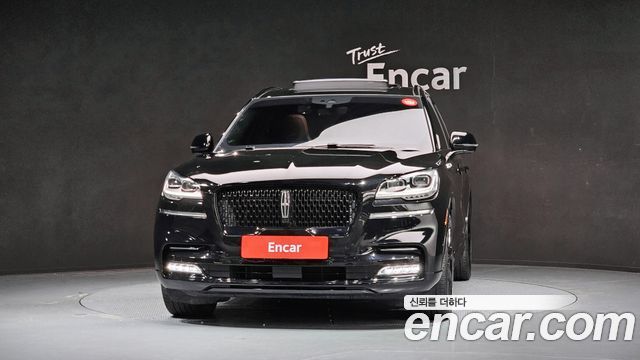 Lincoln Aviator 2023 — photo 3