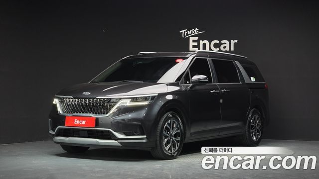 Kia Canival 2021 — photo 1