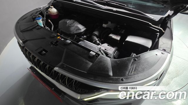 Kia Canival 2021 — photo 6