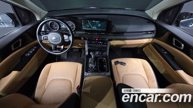 Kia Canival 2021 — photo 10