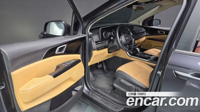 Kia Canival 2021 — photo 13
