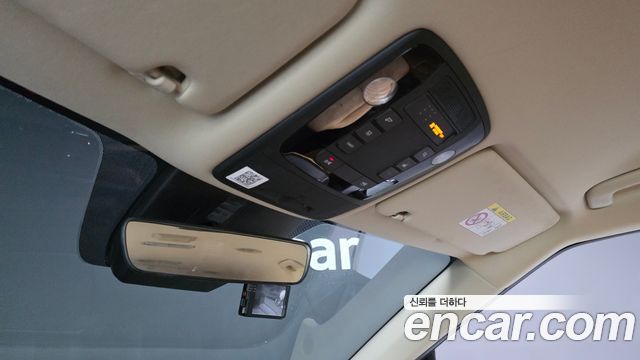 Kia Canival 2021 — photo 22