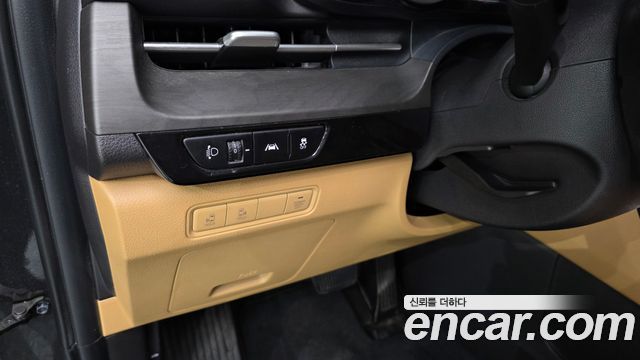 Kia Canival 2021 — photo 24