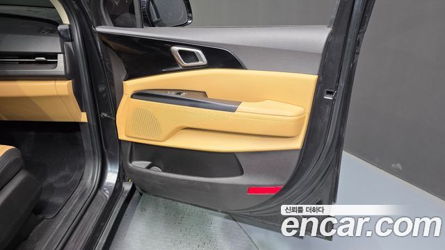 Kia Canival 2021 — photo 14
