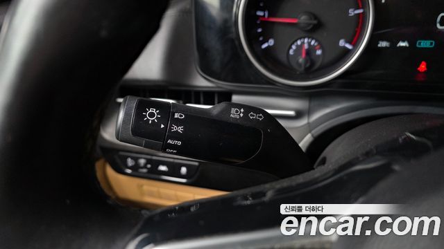 Kia Canival 2021 — photo 27