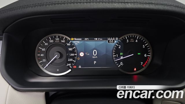 Land Rover Discovery 2023 — photo 11