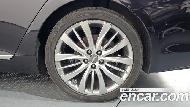 Hyundai Genesis 2014 — photo 7