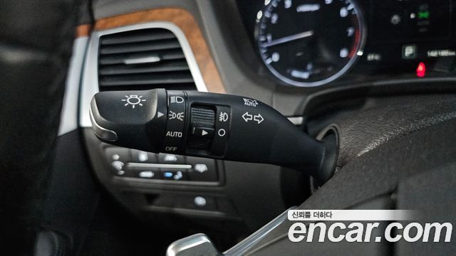 Hyundai Genesis 2014 — photo 30