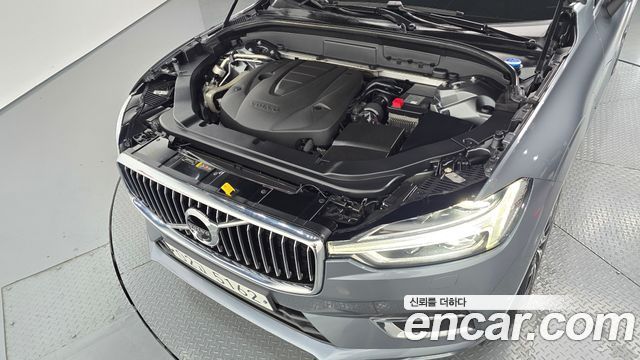 Volvo XC60 2018 — photo 6