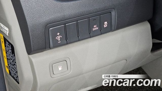 Volvo XC60 2018 — photo 11