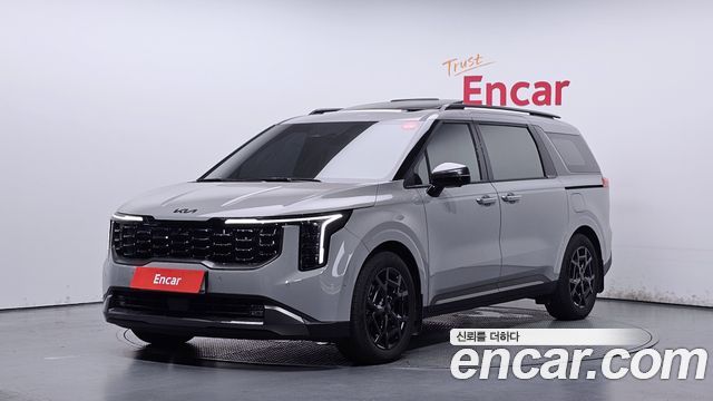 Kia Canival 2025 — photo 1