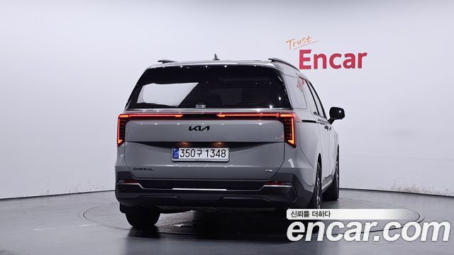 Kia Canival 2025 — photo 4