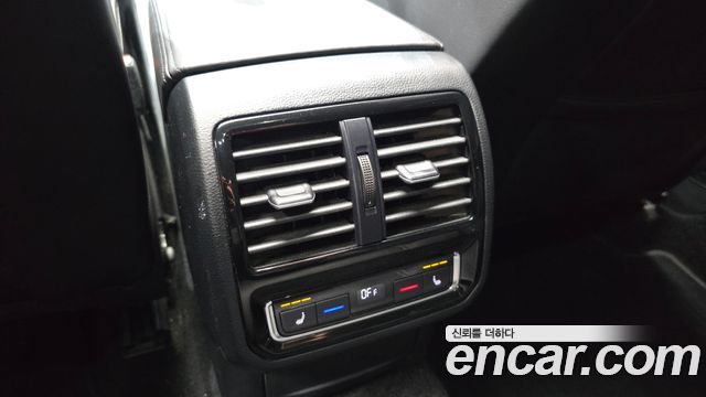Volkswagen Passat 2021 — photo 24