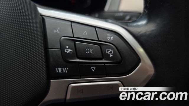 Volkswagen Passat 2021 — photo 26