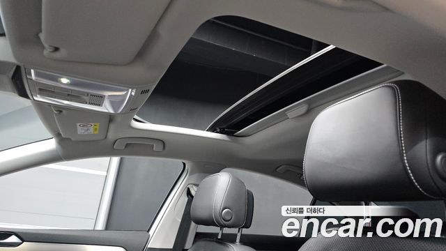 Volkswagen Passat 2021 — photo 29