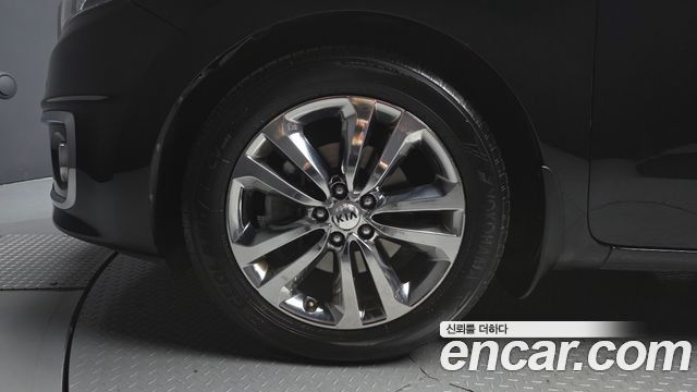 Kia Canival 2016 — photo 5