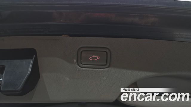Kia Canival 2016 — photo 33