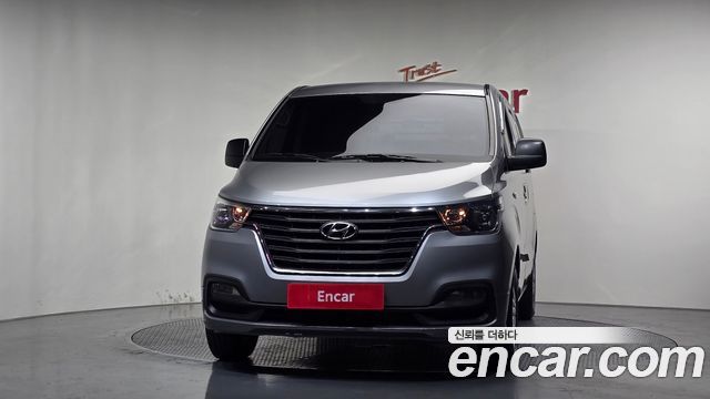 Hyundai Starex 2019 — photo 3