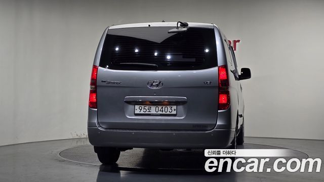 Hyundai Starex 2019 — photo 4