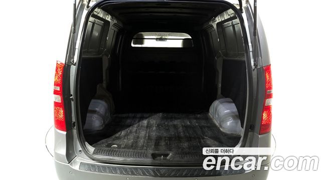Hyundai Starex 2019 — photo 17