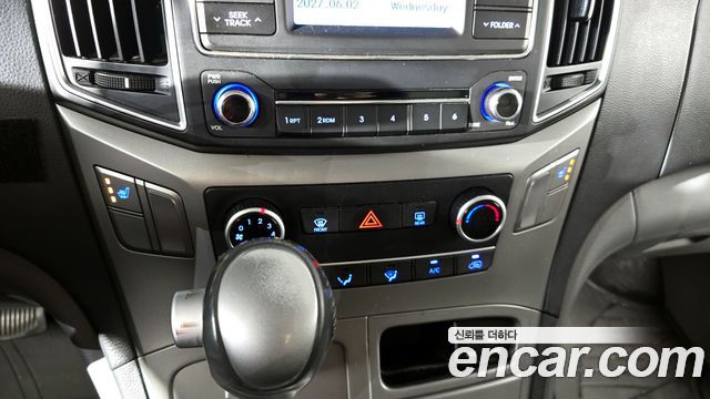 Hyundai Starex 2019 — photo 18